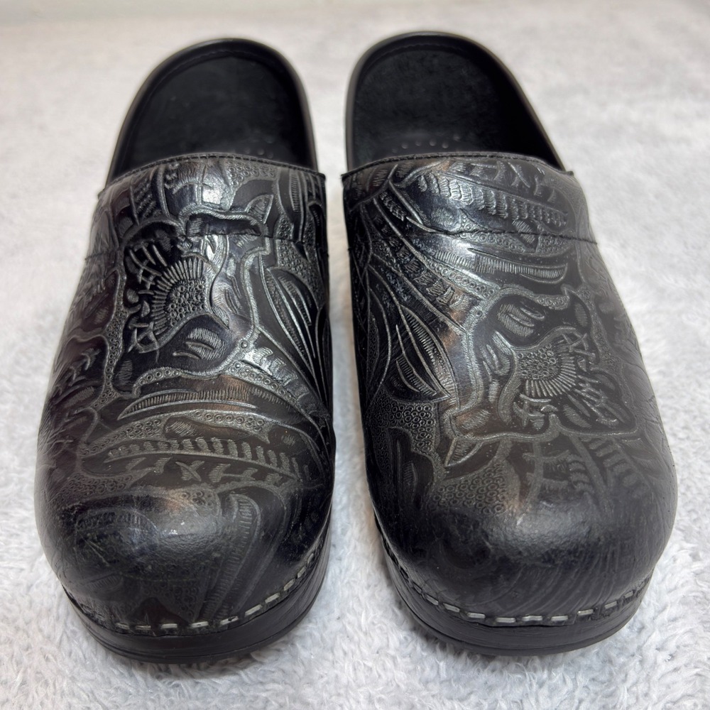 Dansko Professional Clogs Women 7.5-8 Black Embossed Floral Leather Slip On Shoe
